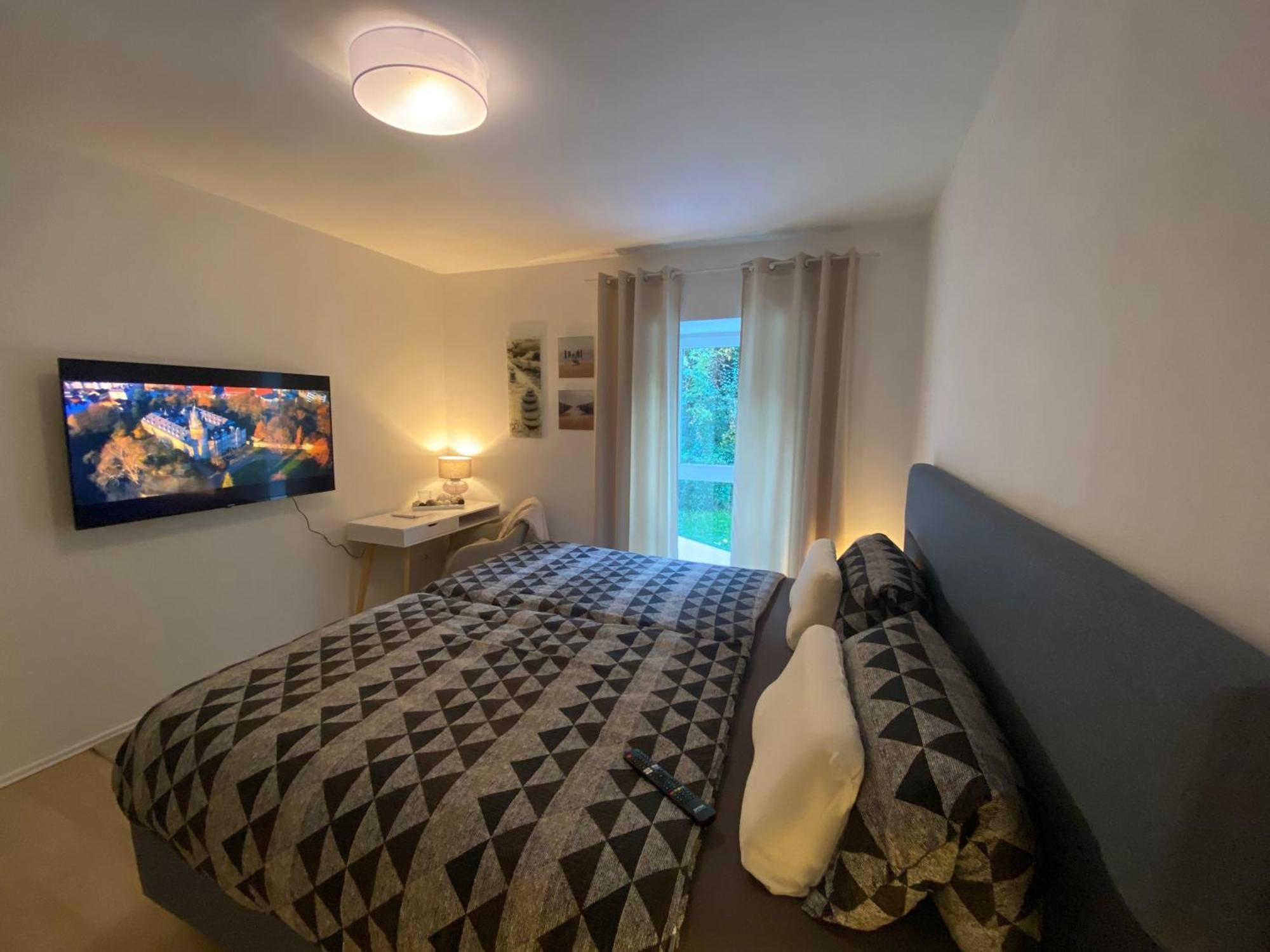 Sleep Well Apartments Detmold - Tempur Beds- Neu - Top Lage - Free Parking - Wifi Екстер'єр фото